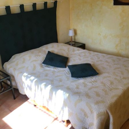 Gite Des Oliviers Villa Le Luc Eksteriør bilde